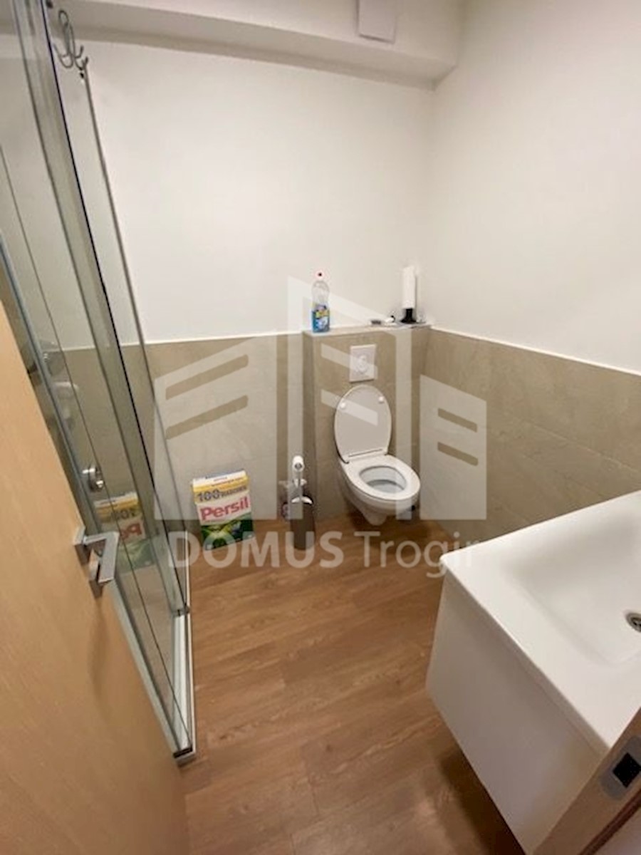 Apartma Na predaj - SPLITSKO-DALMATINSKA  ČIOVO 