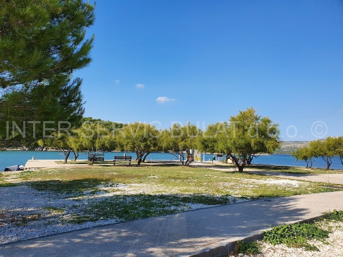 Terreno In vendita - ŠIBENSKO-KNINSKA  ŠIBENIK 