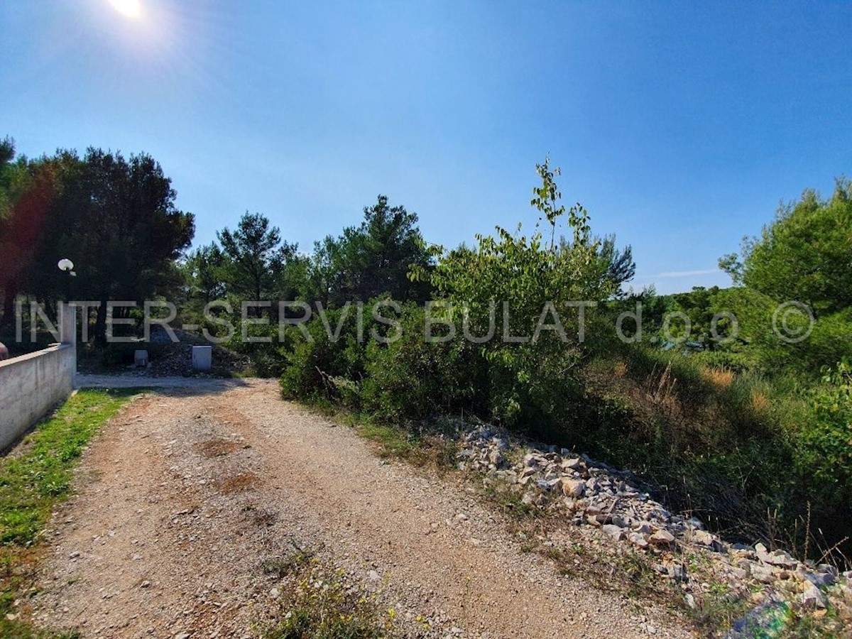 Terreno In vendita - ŠIBENSKO-KNINSKA  ŠIBENIK 