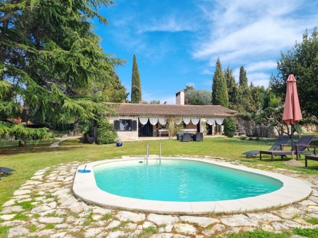 Dům na prodej 280 m² – Umag