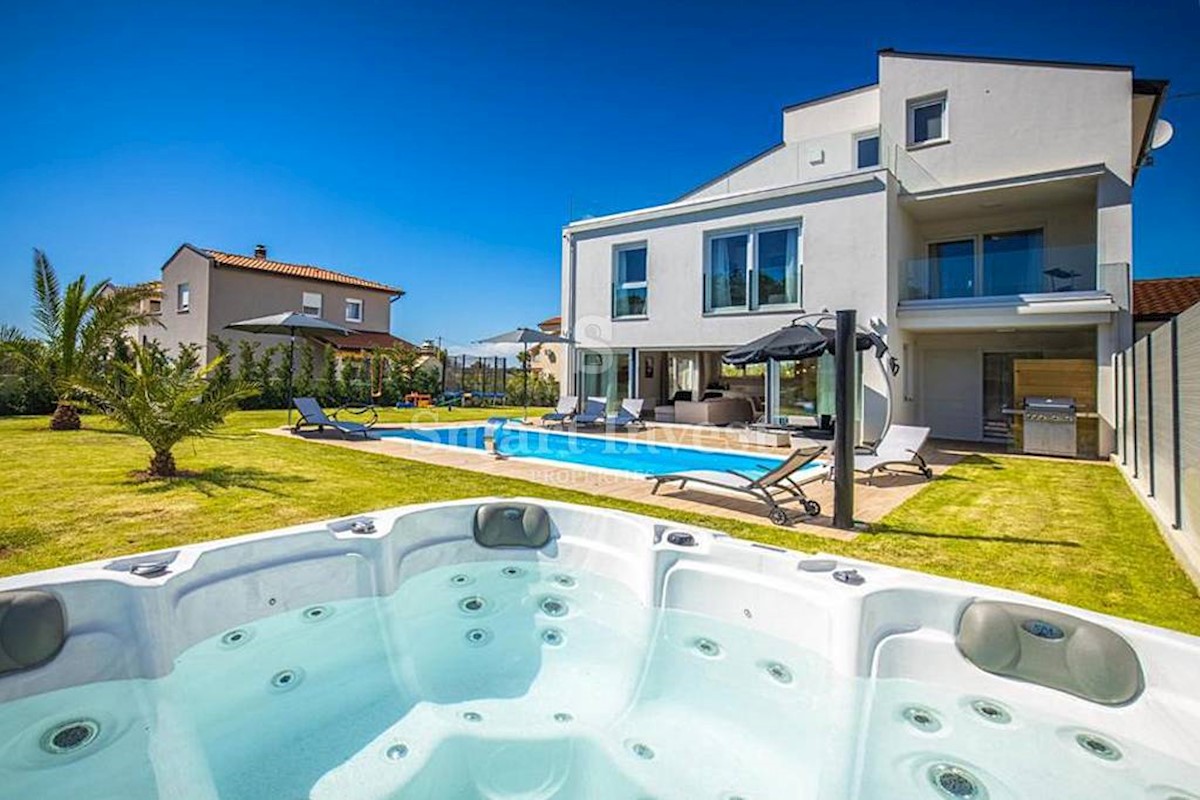 House For sale - Istarska Poreč - foto 2/31
