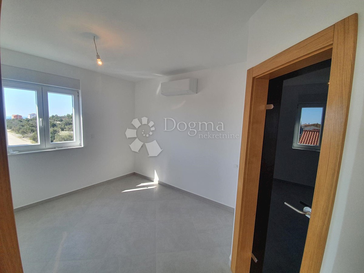 Flat For sale - ŠIBENSKO-KNINSKA  PRIMOŠTEN 