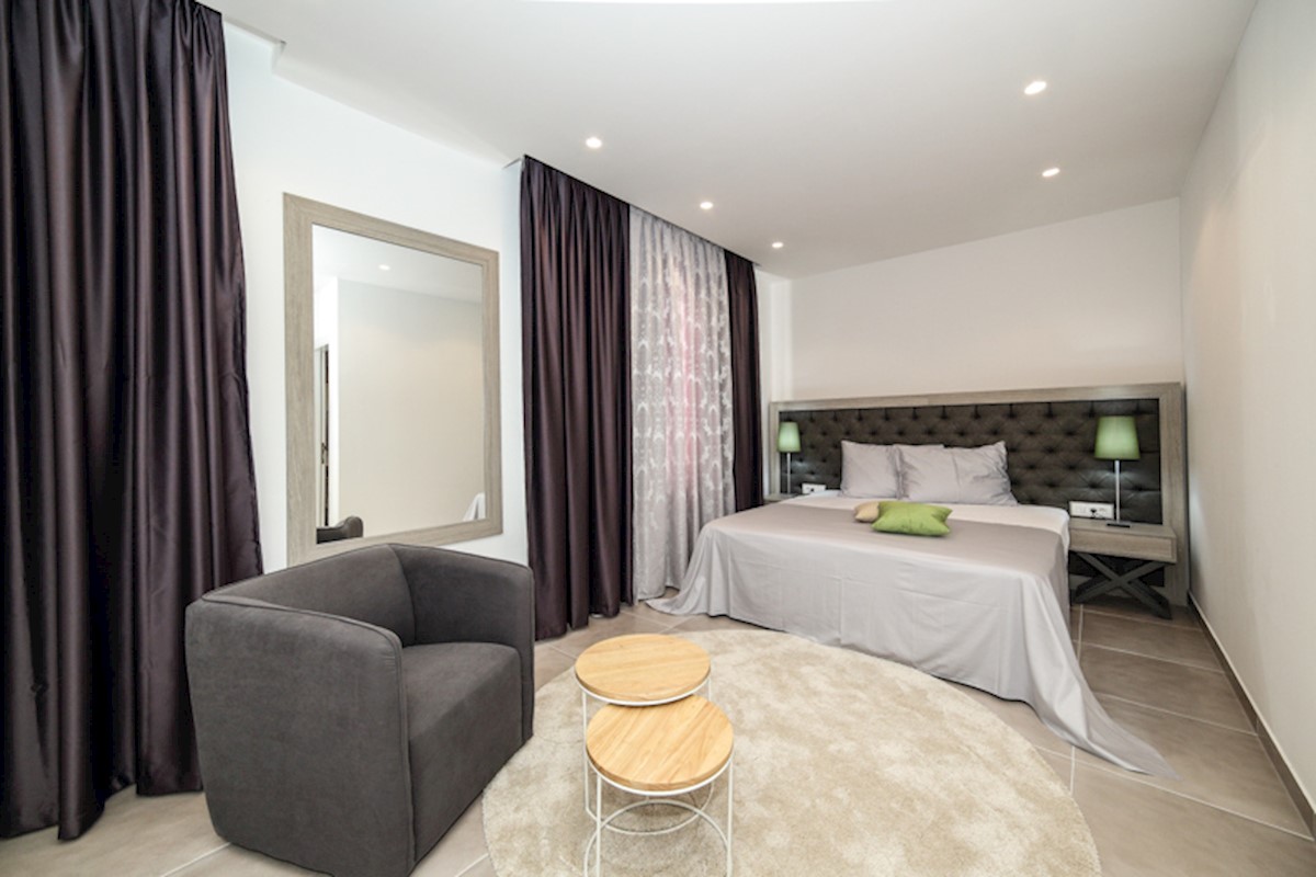 Haus Zu verkaufen - SPLITSKO-DALMATINSKA  ČIOVO 