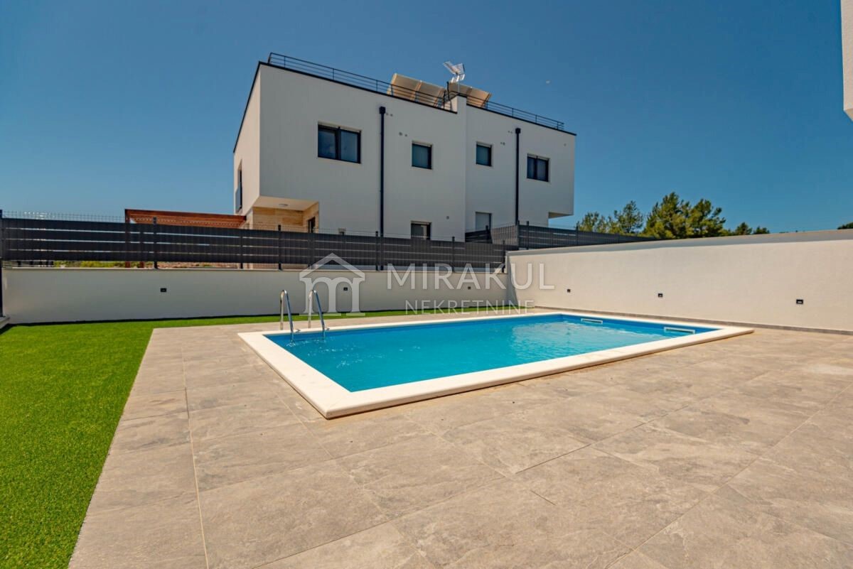 House For sale - šibensko-kninska Vodice - foto 2/14