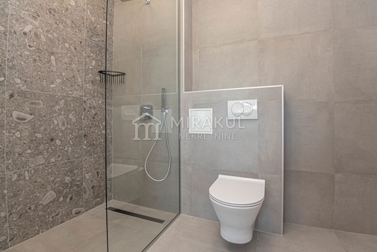 House For sale - ŠIBENSKO-KNINSKA  VODICE 