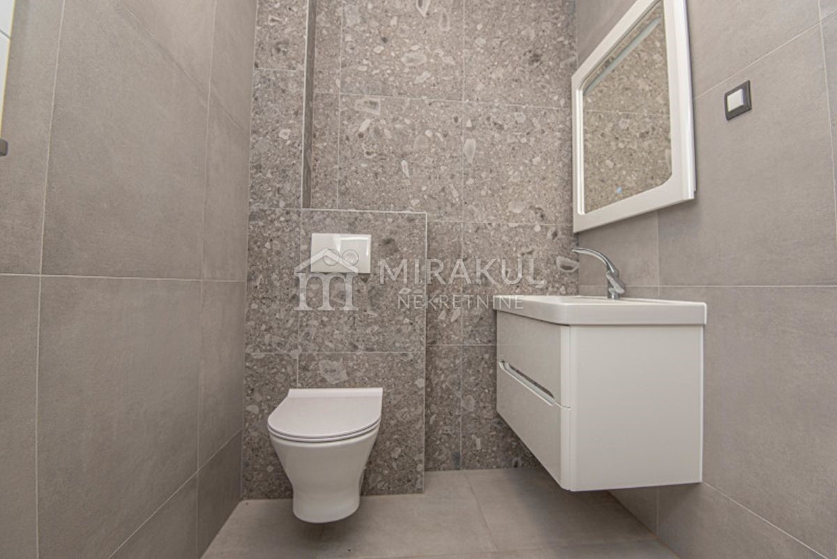 House For sale - ŠIBENSKO-KNINSKA  VODICE 