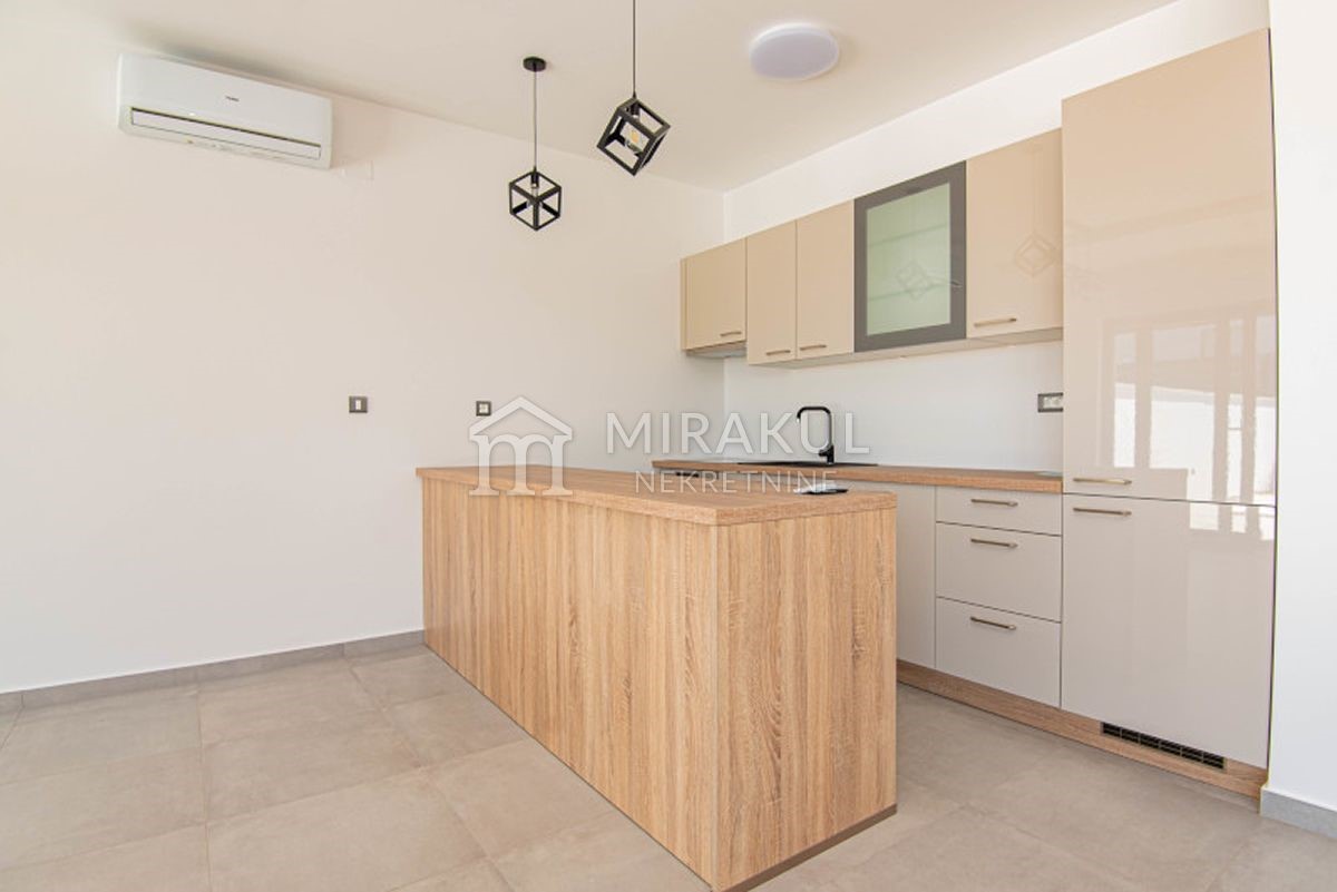 House For sale - šibensko-kninska Vodice - foto 3/13