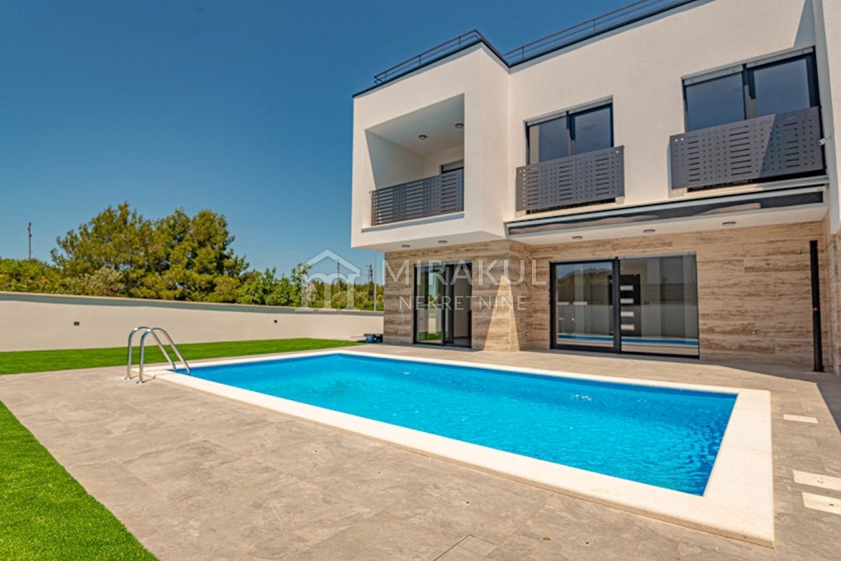 House For sale - ŠIBENSKO-KNINSKA  VODICE 