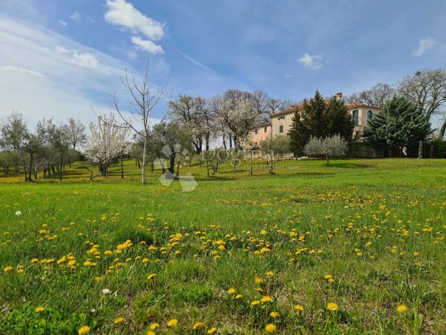 Dom na predaj 600 m² – Vižinada