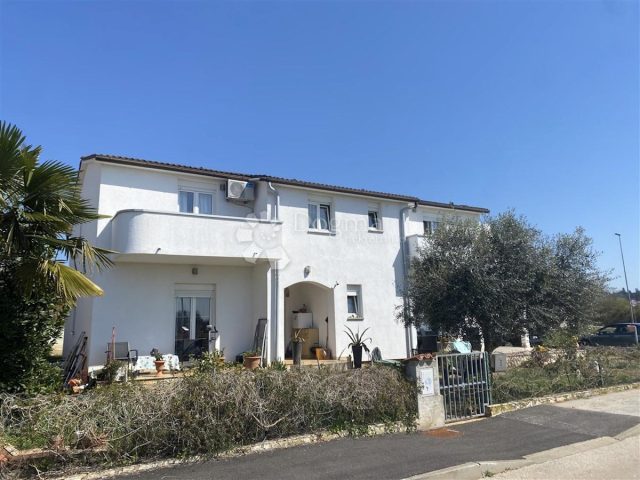 Dom na predaj 170 m² – Novigrad