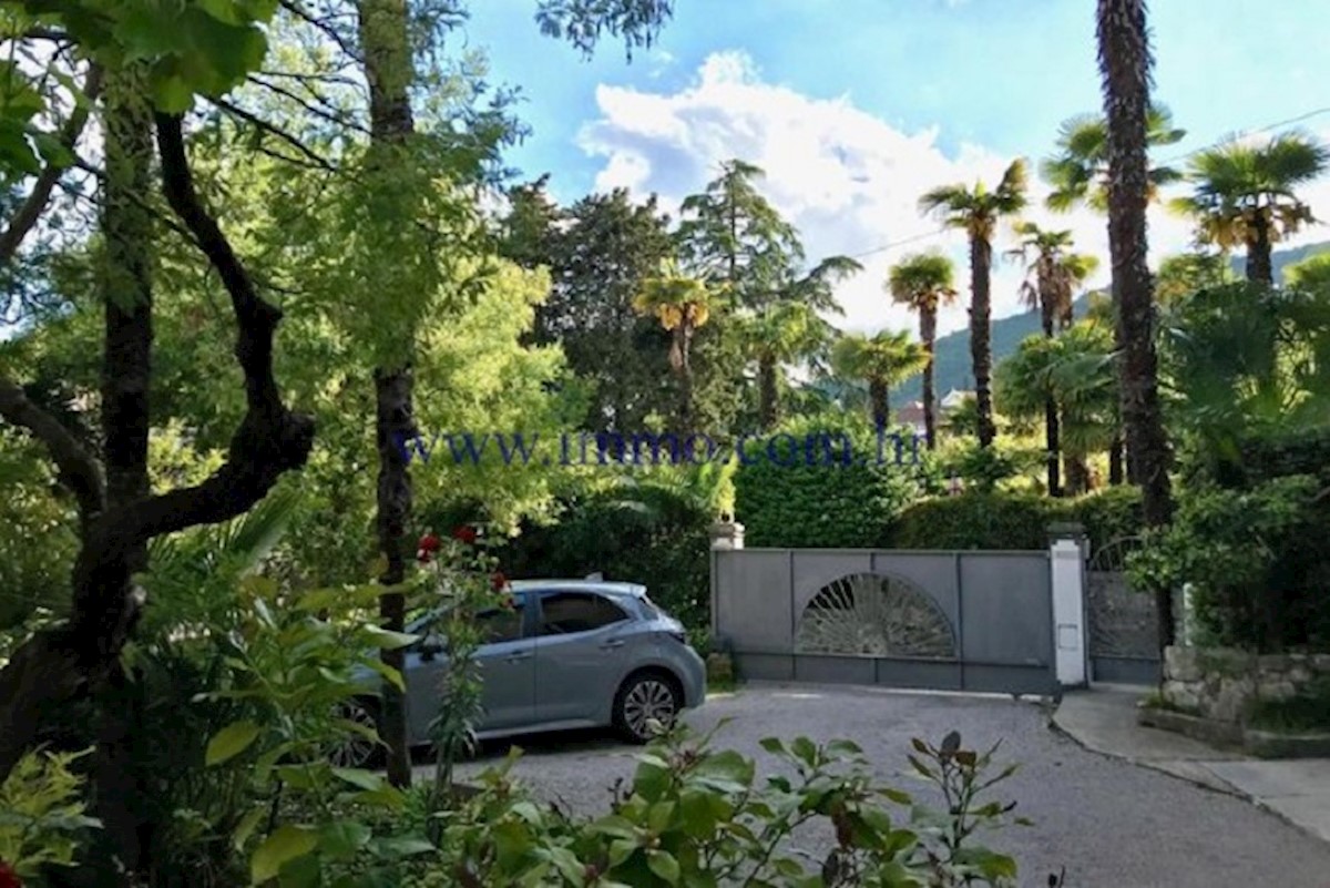 Dom Na predaj - PRIMORSKO-GORANSKA  OPATIJA 
