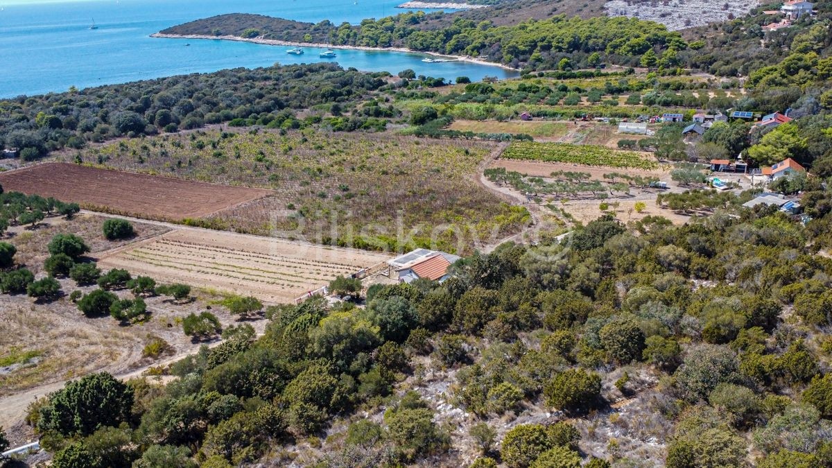 Zemljište Na prodaju - SPLITSKO-DALMATINSKA  HVAR 