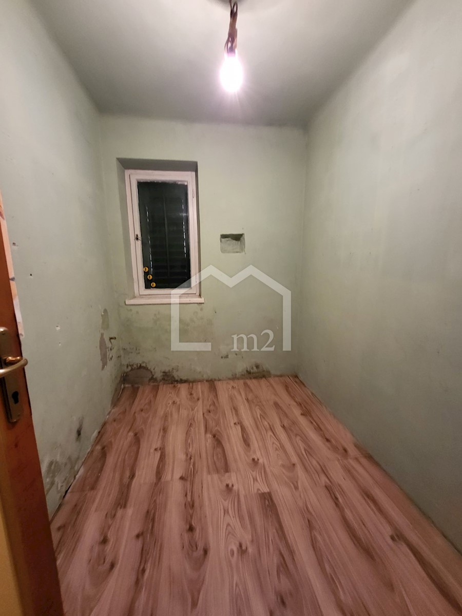 Appartement À vendre - SPLITSKO-DALMATINSKA  SPLIT 