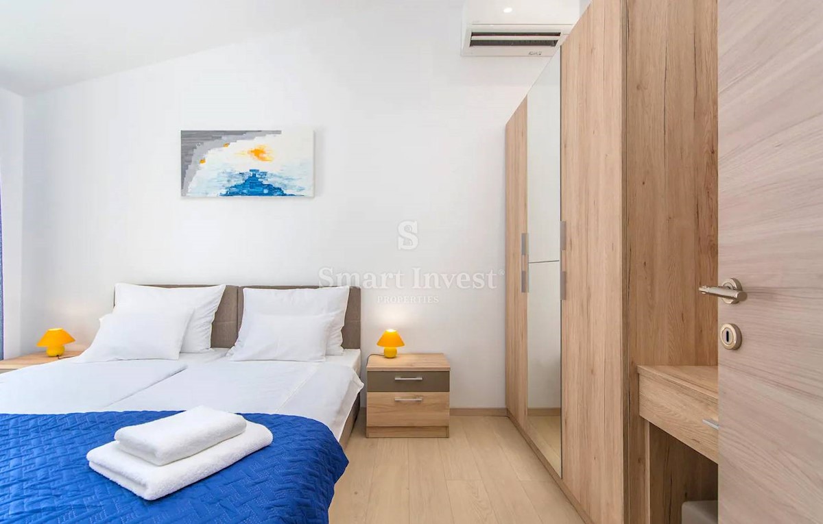Casa In vendita - ISTARSKA  POREČ 