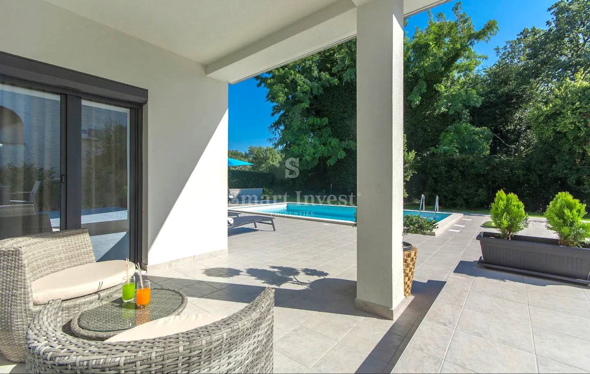 Casa In vendita - ISTARSKA  POREČ 