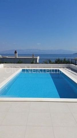Dom na predaj 260 m² – Stomorska