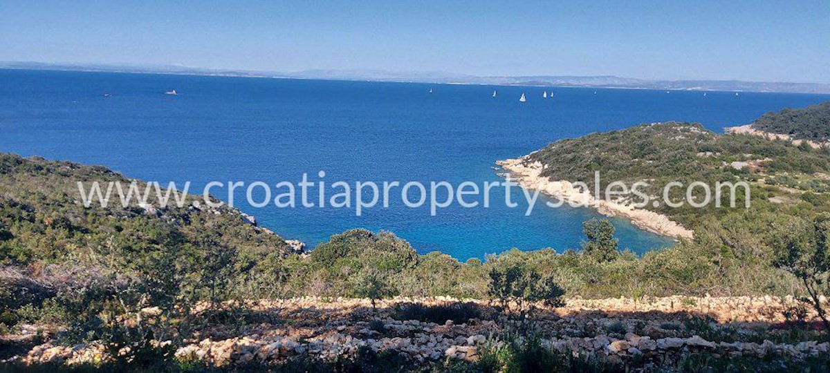 Land For sale - SPLITSKO-DALMATINSKA  VIS 