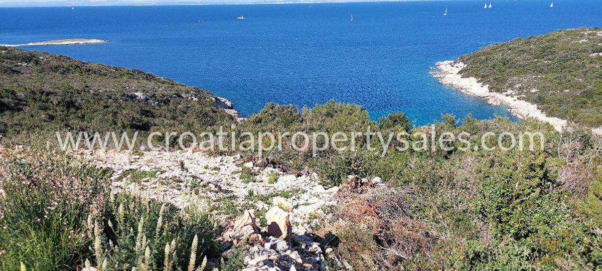 Land For sale - SPLITSKO-DALMATINSKA  VIS 