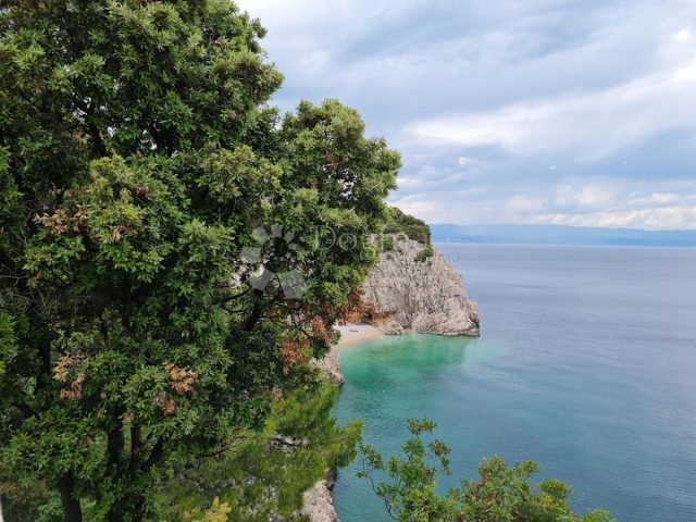 Zemljište na prodaju 7276 m² – Brseč