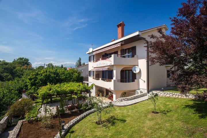 Apartment zu vermieten 112 m² – Bakarac