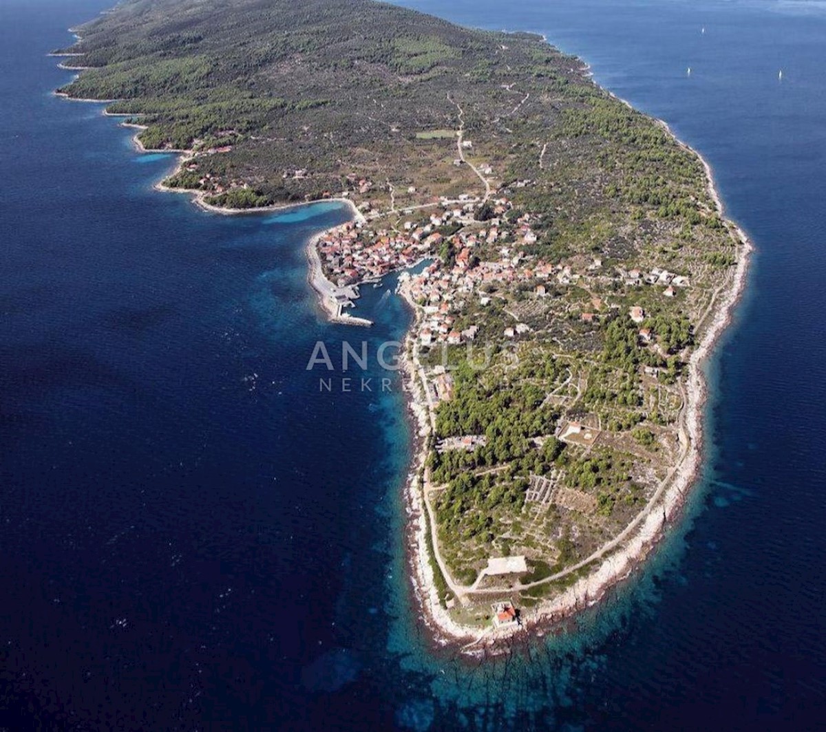 Terreno In vendita - SPLITSKO-DALMATINSKA  HVAR 