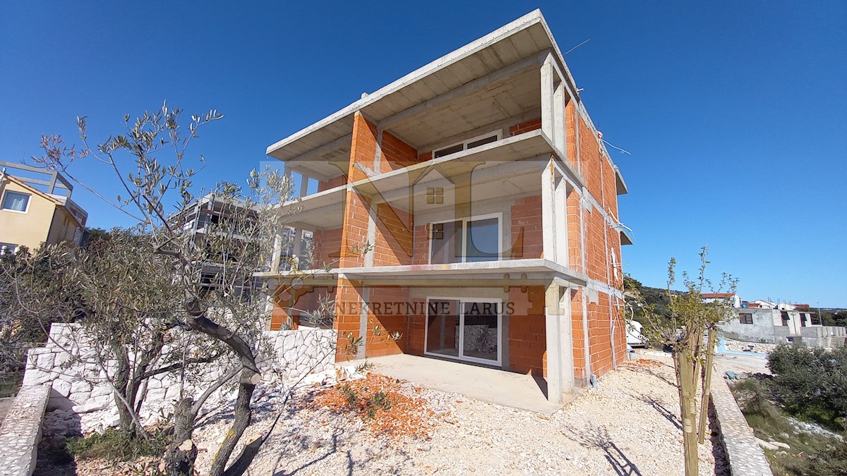 Apartma Na predaj - SPLITSKO-DALMATINSKA  MARINA 