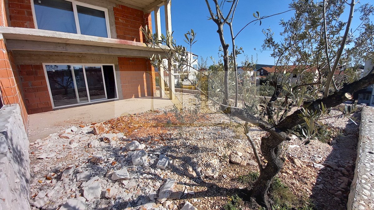 Apartma Na predaj - SPLITSKO-DALMATINSKA  MARINA 