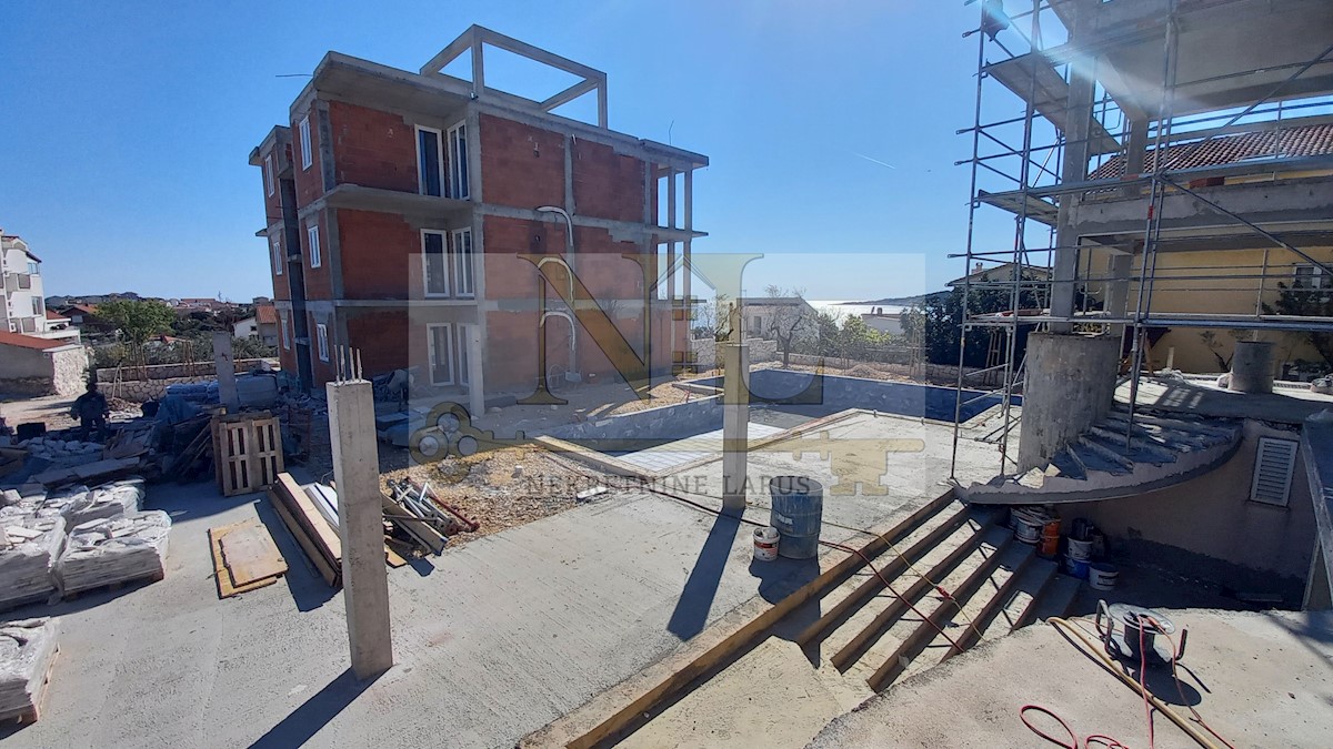 Appartement À vendre - SPLITSKO-DALMATINSKA  Marina