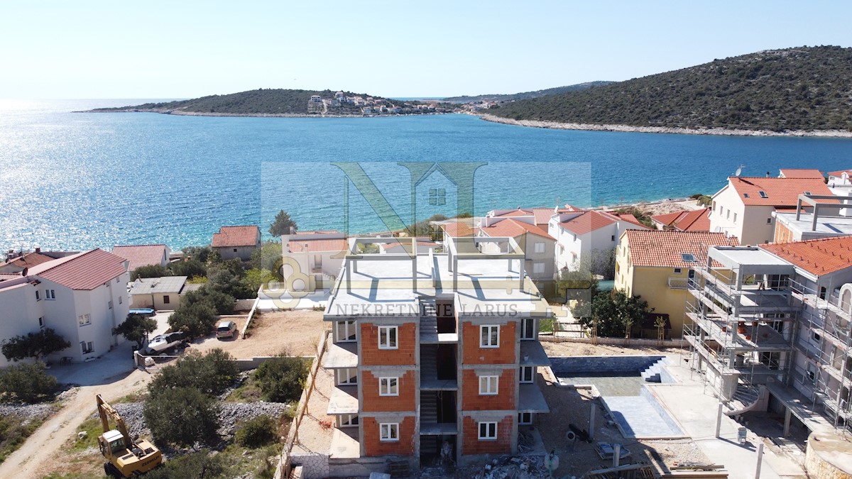 Apartmán Na prodej - SPLITSKO-DALMATINSKA  MARINA 