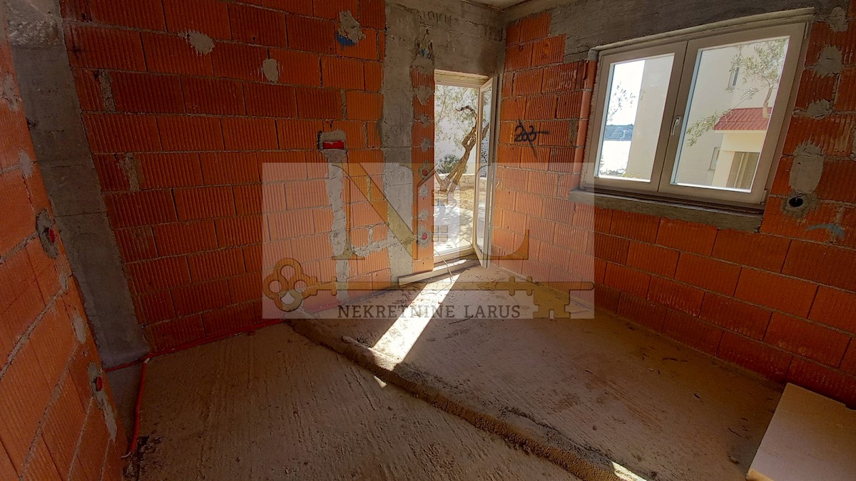 Appartement À vendre - SPLITSKO-DALMATINSKA  Marina
