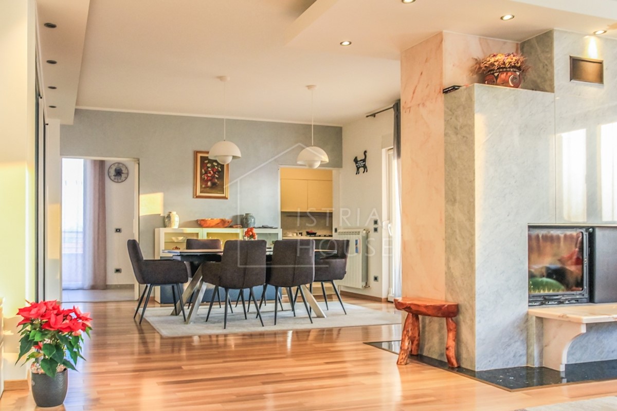 Apartment Zu verkaufen - Istarska Rovinj - foto 1/21