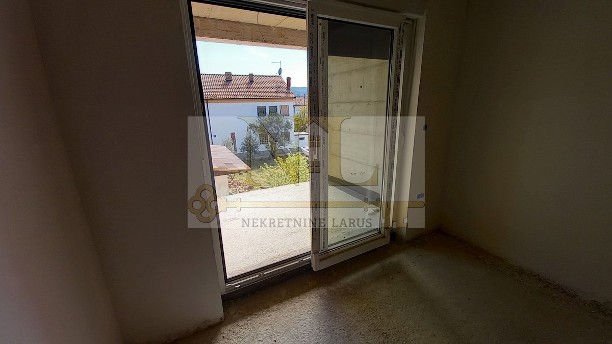 Apartment Zu verkaufen - SPLITSKO-DALMATINSKA  MARINA 