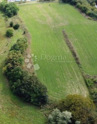 Pozemok na predaj 9823 m² – Pazin