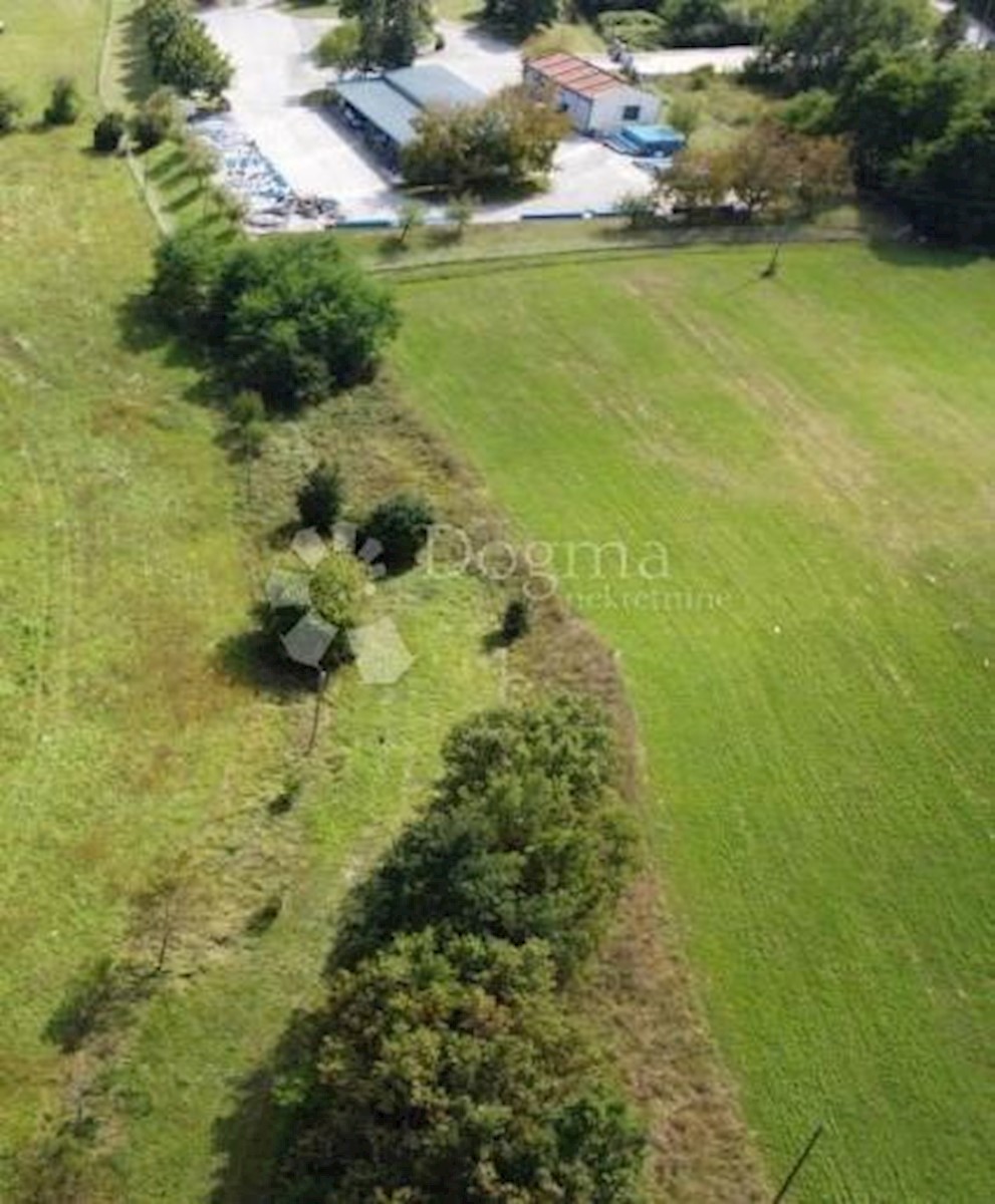 Land For sale - ISTARSKA  PAZIN 