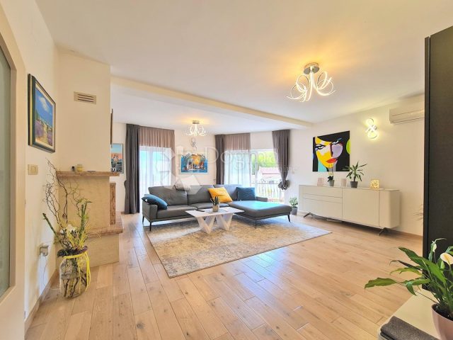 Apartmán Na prodej - Primorsko-goranska Matulji - foto 2/48