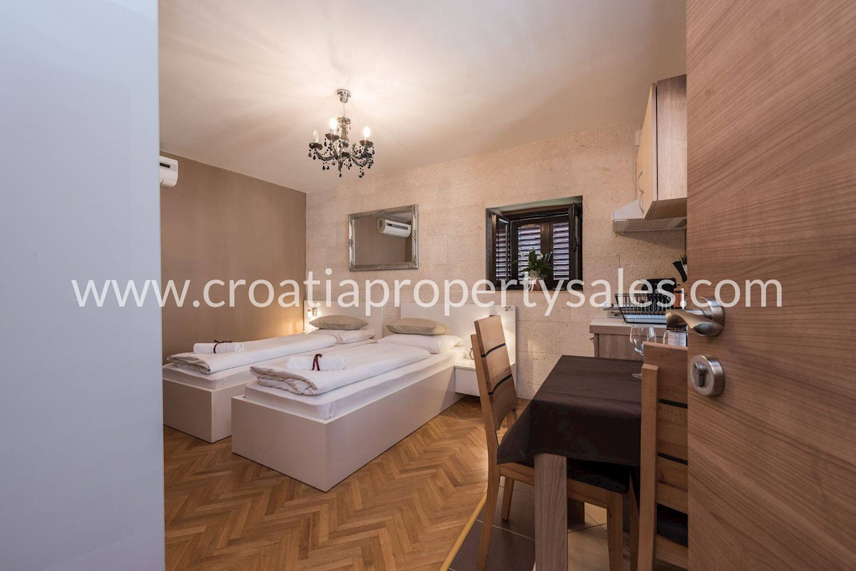 Haus Zu verkaufen - ZADARSKA  ZADAR 