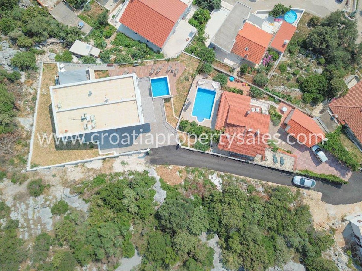 House For sale - SPLITSKO-DALMATINSKA  TROGIR 