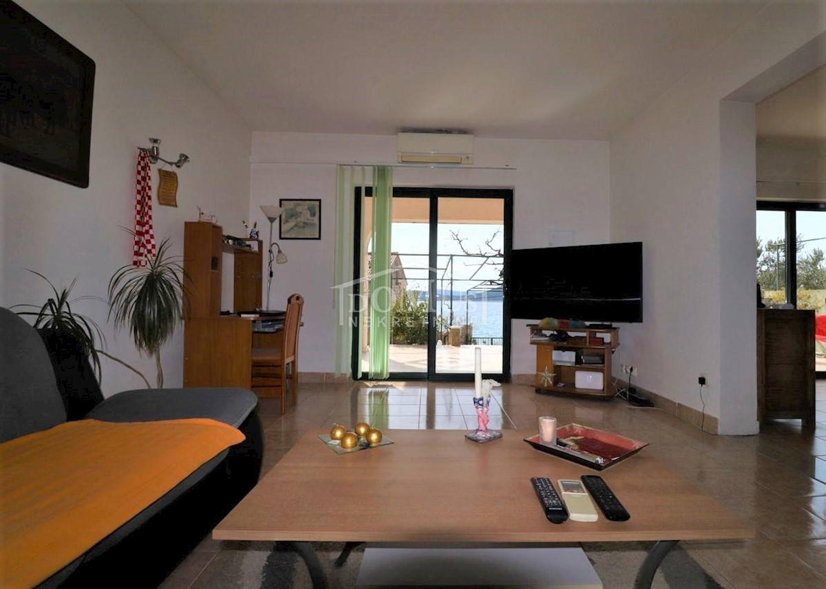 Flat For sale - ŠIBENSKO-KNINSKA  VODICE 