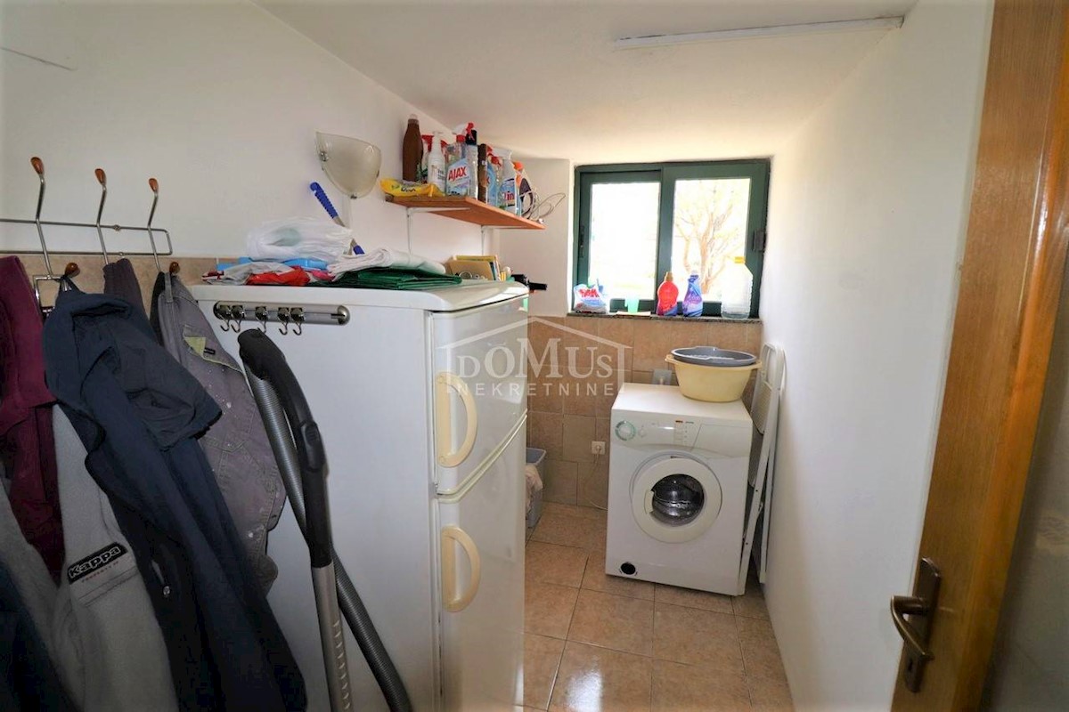 Flat For sale - ŠIBENSKO-KNINSKA  VODICE 