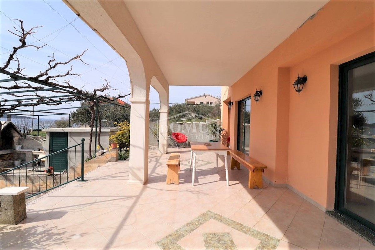 Flat For sale - ŠIBENSKO-KNINSKA  VODICE 