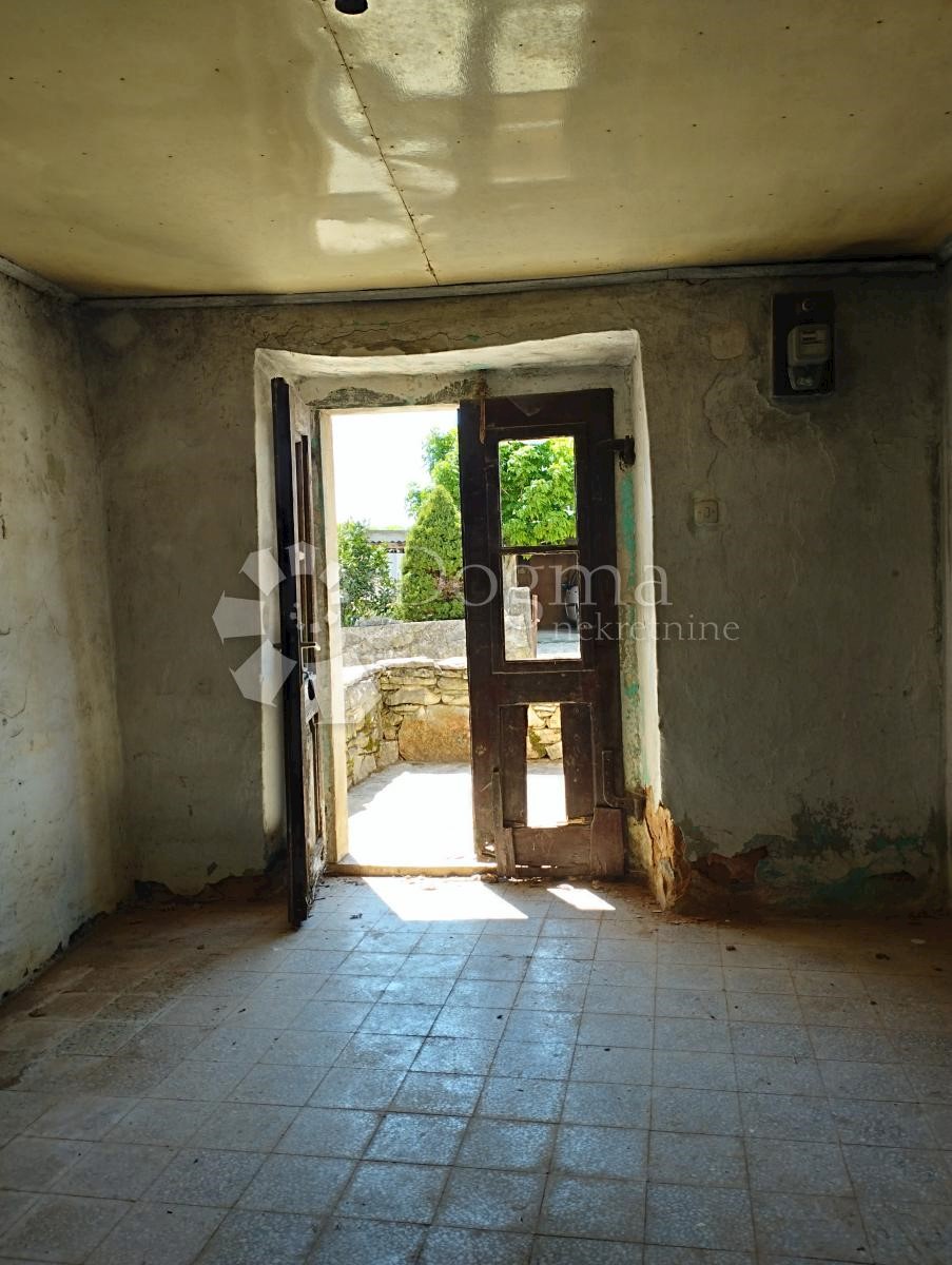 House For sale - ISTARSKA  BARBAN 