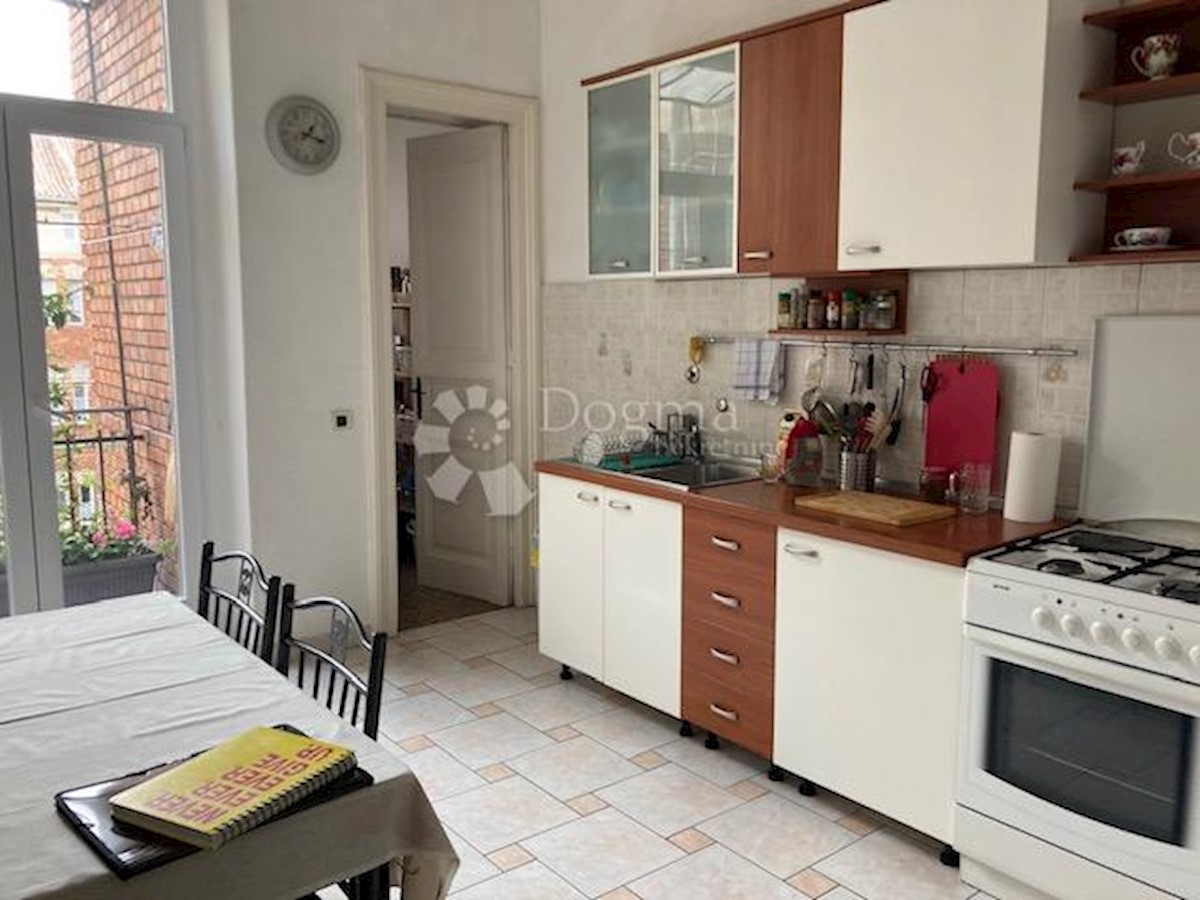 Apartmán Na prodej - PRIMORSKO-GORANSKA  RIJEKA 