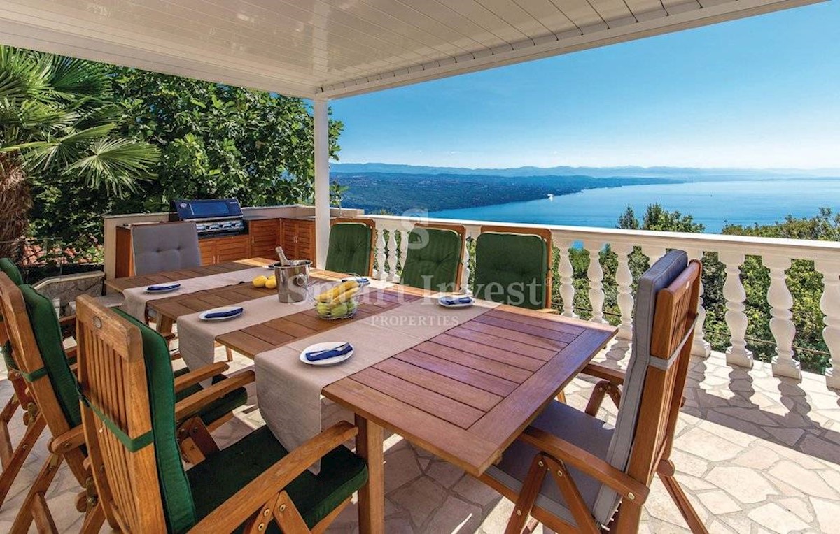 Dom Na predaj - PRIMORSKO-GORANSKA  OPATIJA 