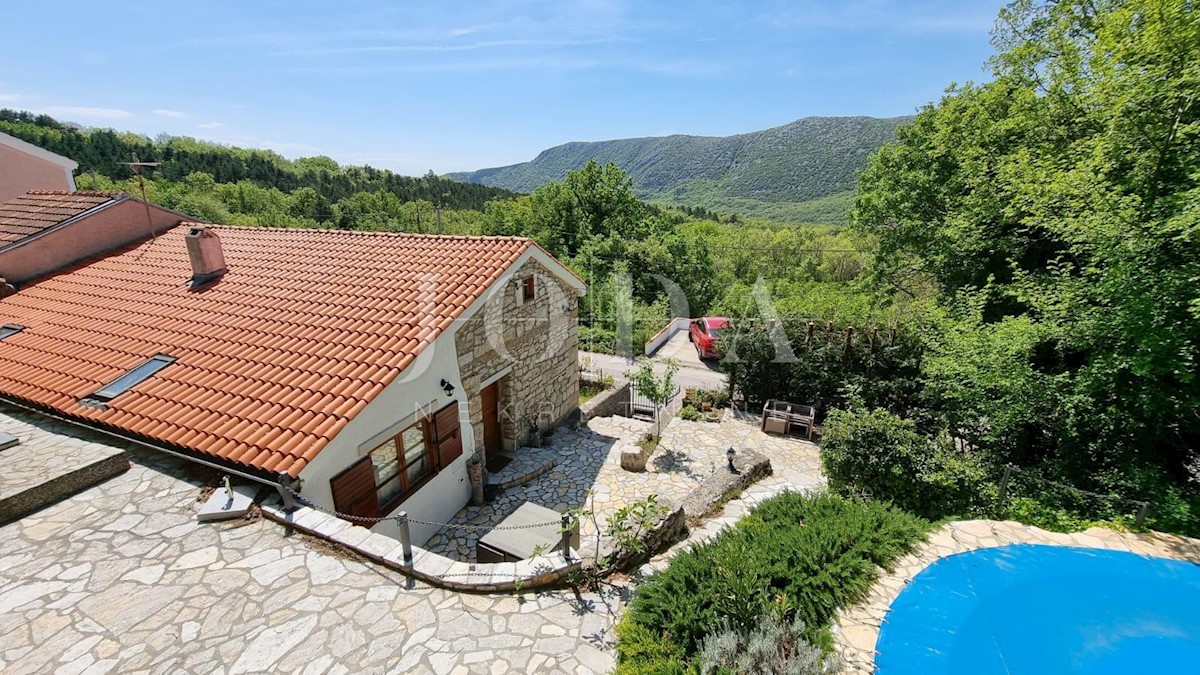 House For sale - PRIMORSKO-GORANSKA  VINODOLSKA OPĆINA 