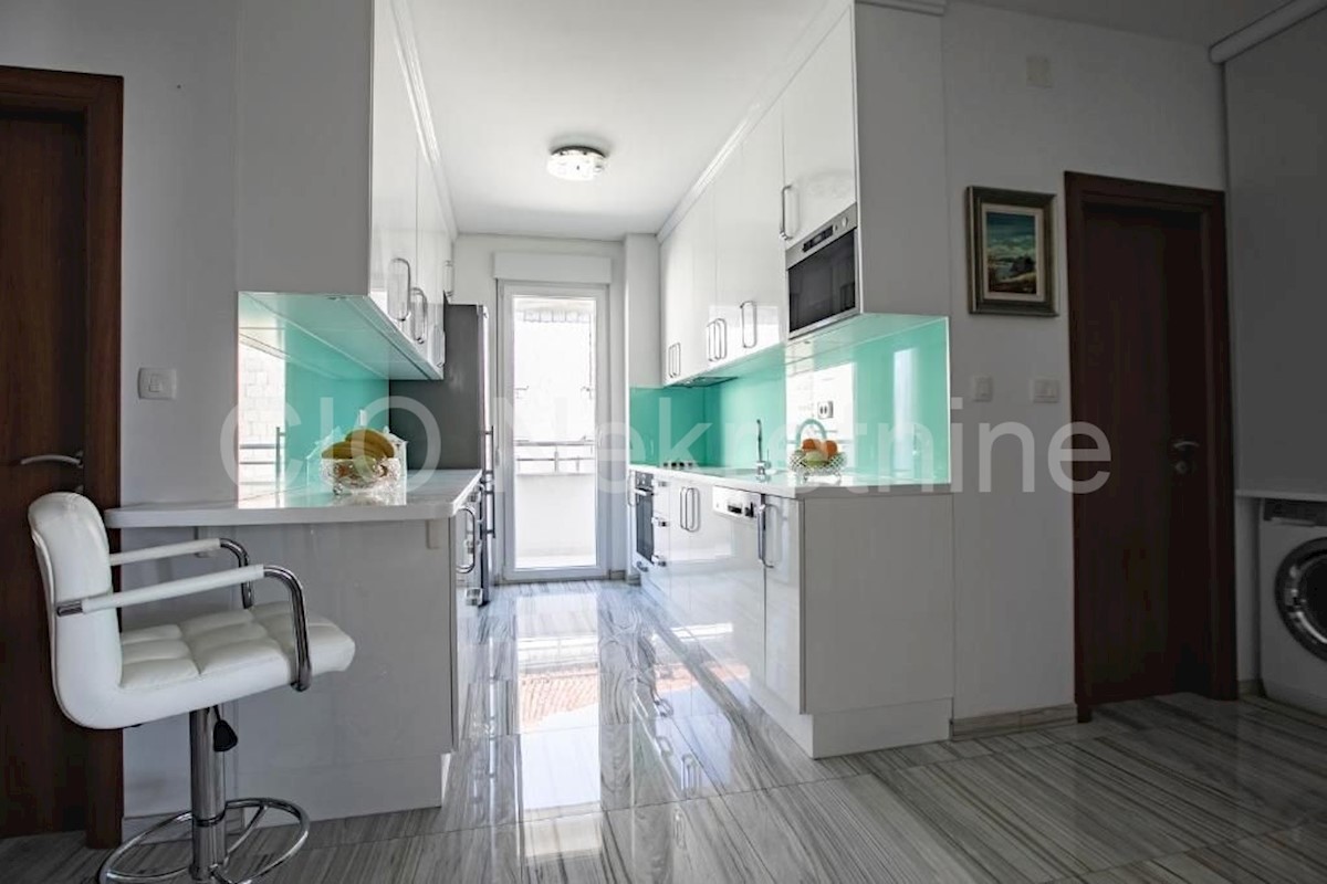 Flat For sale - SPLITSKO-DALMATINSKA  SPLIT 