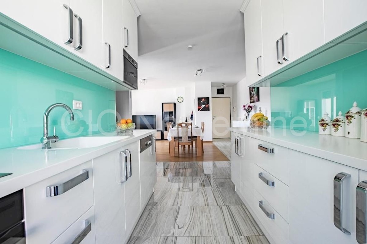 Flat For sale - SPLITSKO-DALMATINSKA  SPLIT 