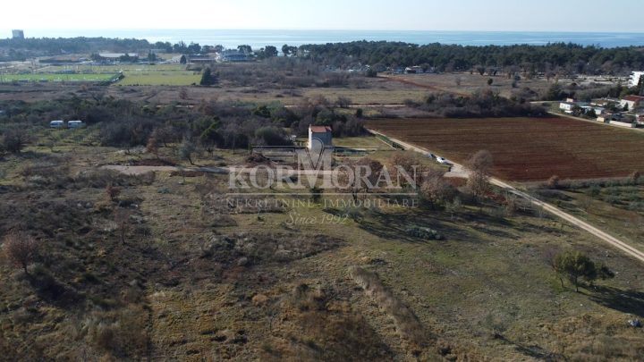 Działka na sprzedaż 1245 m² – Umag
