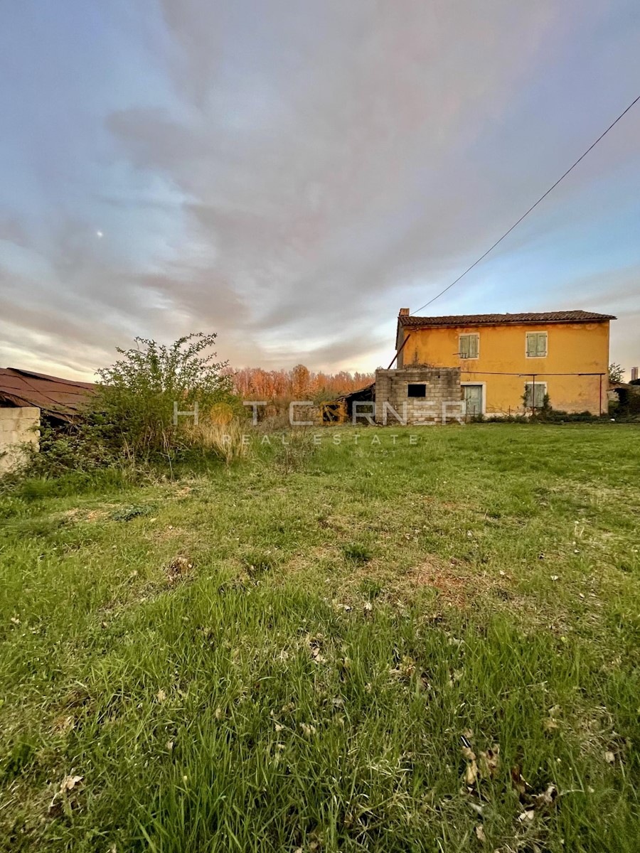Terrain À vendre LAŠIĆI