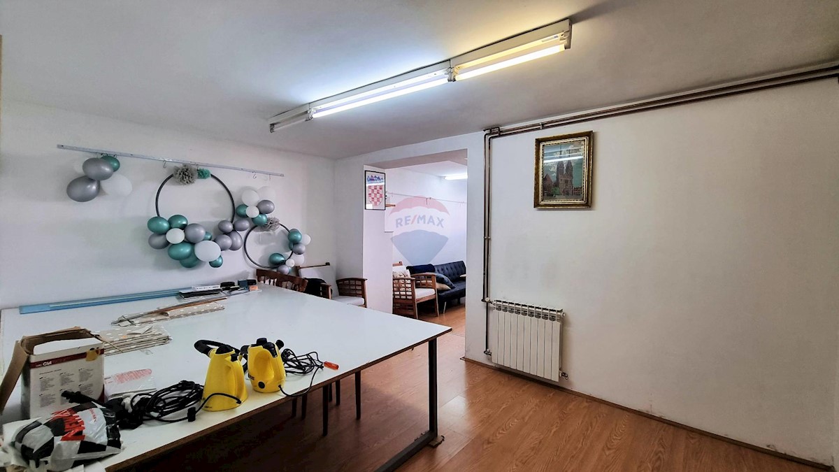 Apartma Na predaj - GRAD ZAGREB  ZAGREB 