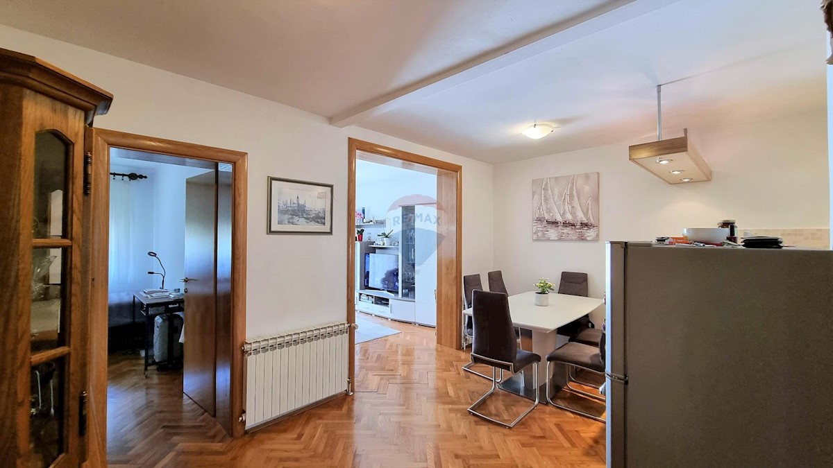 Apartma Na predaj - GRAD ZAGREB  ZAGREB 